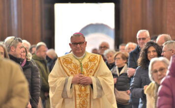 Mercoledì 4 marzo: il Vescovo di Vicenza invita alla preghiera per le vittime della guerra Mons. Giuliano Brugnotto all'apertura del Giubileo il 29 dicembre 2024 preghiera pace Vicenza