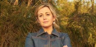 Morta a 45 anni Rachel Carpani, l’attrice della serie ‘Le sorelle McLeod’