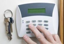 Natale e rischio furti in casa, le 5 mosse per partire sereni