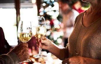 Natale, i consigli del nutrizionista: “Pochi ‘strappi’ e così si ingrassa massimo mezzo chilo”