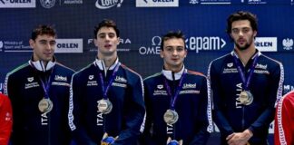 Nuoto, Italia d’oro agli Europei in vasca corta: la staffetta 4×50 stile libero trionfa con Thomas Ceccon Nuoto Europei