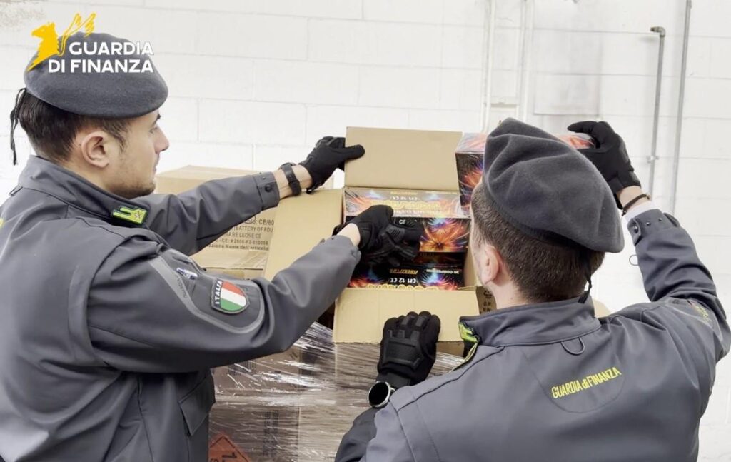 Padova, sequestrati 45 mila fuochi d’artificio