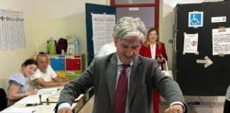 Pestaggio del sindaco di Castiglione del Genovesi, indagini anche sull’attività politica