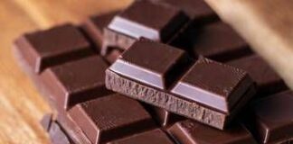 ‘Più giovani’ con il cioccolato fondente, lo studio