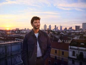 Pulsee luce e gas, Stefano De Martino è il nuovo testimonial