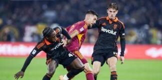 Roma-Como, lombardi in maglia… ‘giallorossa’. I tifosi: “Ma indossano la nostra divisa?”