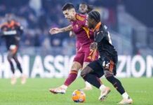 Roma-Como, vantaggio giallorosso con uomo a terra. Cos’è successo