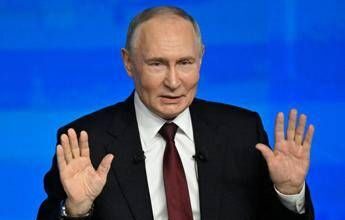 Russia, crisi finanziaria e futuro compromesso: 4 anni di guerra in Ucraina pesano sull’economia