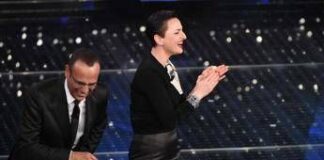 Sanremo, Arisa lascia il posto ad Annalisa? La ‘finta proposta’ di Carlo Conti