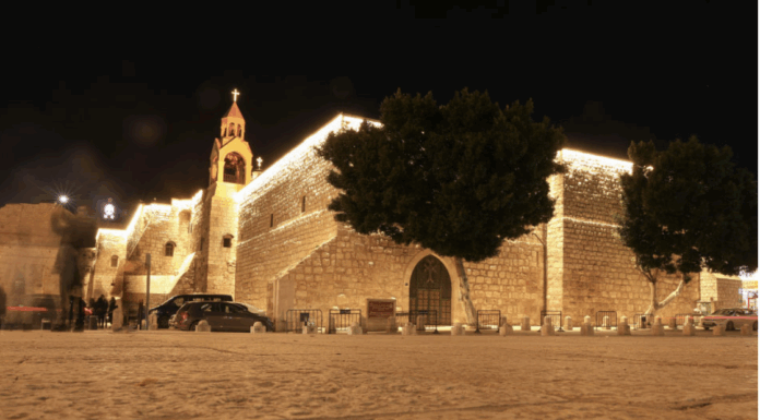 Agsm Aim accende il Natale di Betlemme a Manger Square con un progetto di pace condiviso Natale a Manger Square, Betlemme