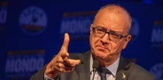 Scuola, Valditara: “La stiamo rivoluzionando, per rispondere alle sfide del futuro” Metal detector portatili per Valditara su richiesta dei presidi