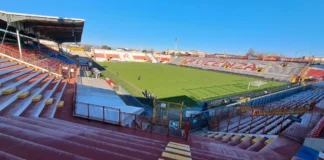 Stadio Menti di Vicenza, avviati i lavori per la riapertura della Curva Azzurra Stadio Romeo Menti Vicenza interno curva azzurra