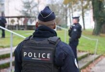 Tre donne accoltellate sulla metro di Parigi. Arrestato l’aggressore