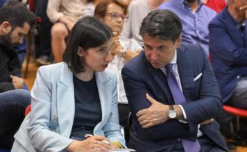 Ucraina, Pd risponde a Conte: “Sciogliere nodi con le primarie? Grave errore, serve sintesi tra i partiti”