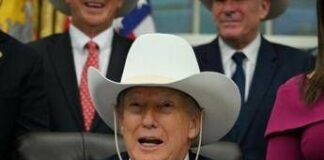 Ucraina-Russia, Trump: “Grandi progressi”. E insiste: ‘zona libera’ nel Donbass