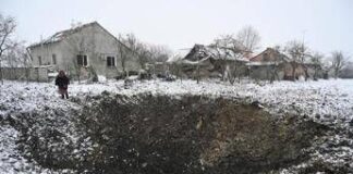 Ucraina-Usa, negoziati finiti a Berlino. La richiesta a Kiev: “Via dal Donbass”