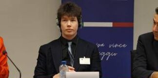 Ue, al convegno Pro Vita la testimonianza di un detransitioner: “Stop esperimenti su bambini”