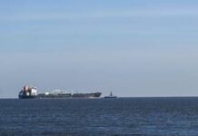 Venezuela, New York Times: “Petroliera inseguita da Usa rivendica protezione di Mosca”