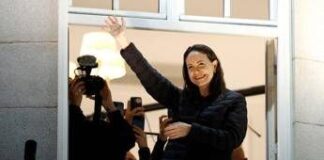 Venezuela, premio Nobel Machado appare in pubblico dopo mesi di clandestinità