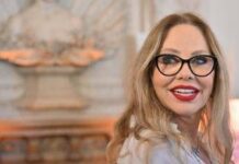 Verissimo, Ornella Muti: “Papà è morto davanti ai miei occhi”. Poi, la verità su Celentano