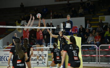 Volksbank Vicenza Volley lotta ma cade 1-3 in casa contro la capolista Giorgione Volksbank Vicenza Volley col Giorgione, una fase di gioco (foto Matteo Battaglia)