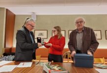 La redazione di Vipiù e VicenzaPiù Viva celebra l’anno trascorso e premia Patrizio Miatello “Protagonista VicenzaPiù del 2025” Vipiù e VicenzaPiù Viva