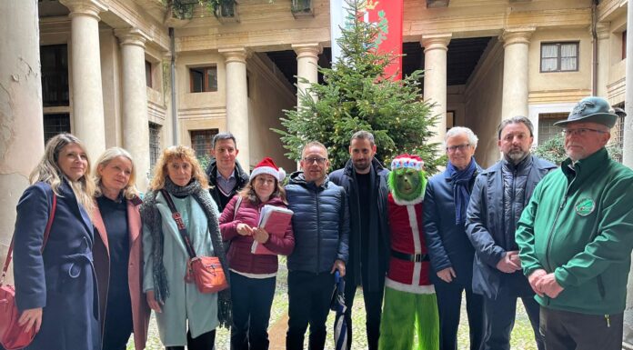 Solidarietà Natalizia a Vicenza con la corsa dei Babbi Natale e 600 pasti donati Corri Babbo Natale Corri