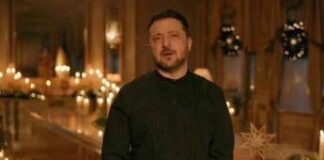 Zelensky, il messaggio di Natale: ‘Possa morire’, la frase (su Putin?) fa discutere