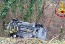 Incidente mortale ad Arsiero: auto precipita in un dirupo, morto un uomo incidente mortale arsiero