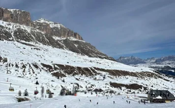 Montagna, aumenti del 4% per gli skipass: prezzi 2025-2026 sulle piste. In Veneto servono 80 euro montagna skipass