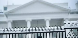 Usa, sospese richieste immigrazione per cittadini provenienti da 19 paesi immigrazione