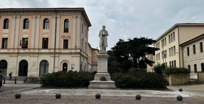 fontana piazza san lorenzo vicenza fontana piazza san lorenzo vicenza