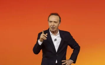 Ascolti tv, successo per Benigni: quasi 4 milioni per ‘Pietro’ su Rai1 benigni