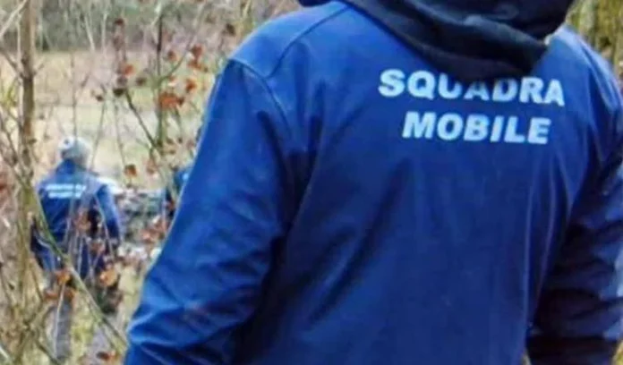 ftg_ipa65399207_squadra_mobile stuprata salerno