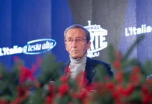 Gianfranco Fini ad Atreju 17 anni dopo: “Ritorno a casa, errore sciogliere Alleanza nazionale” Gianfranco Fini