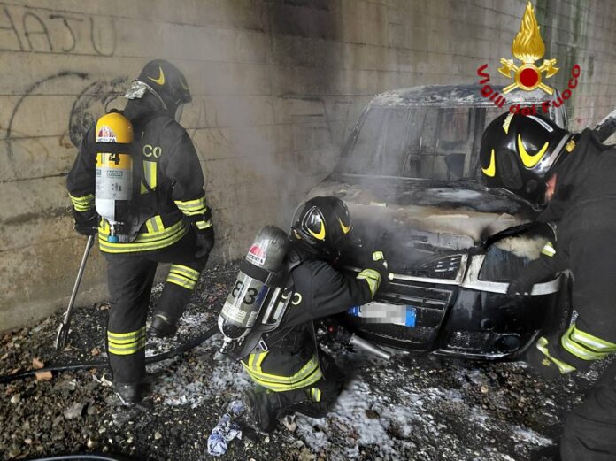 Incendio auto Torri di Quartesolo