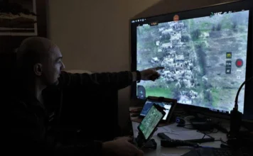 Ucraina-Russia, raid incrociati nella notte: nuovi attacchi su Kremenchuk e droni su Mosca ucraina