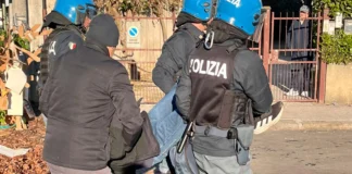 Vicenza: Sgombero e Sequestro del “Bocciodromo”. Attivisti allontanati e fermati, via alla demolizione vicenza sgombero bocciodromo