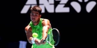 Alcaraz mima i crampi agli Australian Open, presa in giro a Sinner?
