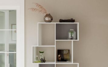 Cloffice e angoli studio: arredare l’ufficio in pochi metri quadri Arredare l'ufficio a casa, una libreria