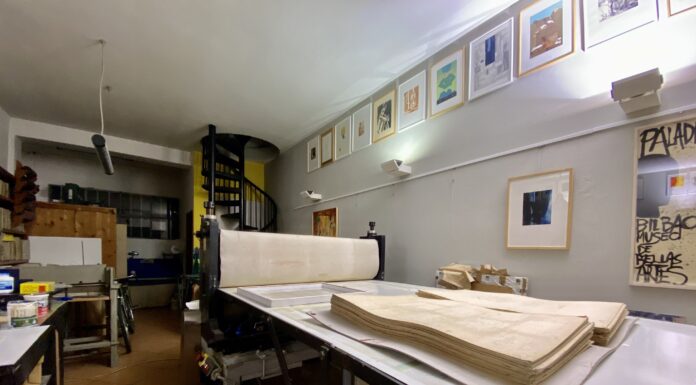 Artide, arti a tempo determinato: nel quartiere San Pio X nasce un laboratorio d’arte consapevolmente temporaneo Artide, Laboratorio d'Arte Grafica di Modena-interno del laboratorio