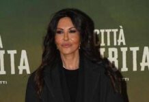 Ascolti tv, trionfa ‘A testa alta’: la serie di Canale 5 vola con il 25,2%