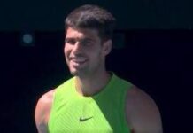 Australian Open, tifoso urla “Carlos Nadal!” e Alcaraz scoppia a ridere