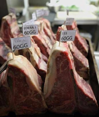 Bistecca frollata a 180 euro al chilo? Blind test smentisce superiorità