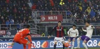 Bologna-Fiorentina 1-2, vittoria viola con dedica al presidente Commisso all’indomani della sua scomparsa