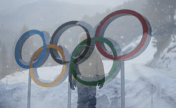Bimbo lasciato a piedi dal bus, l’indignazione di Cinque Stelle e Alleanza Verdi Sinistra: “Ennesimo fallimento olimpico in Veneto”