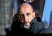 Crans-Montana, Jacques Moretti paga 215mila euro di cauzione e lascia carcere