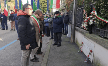 Vicenza ricorda Dino Carta anche con giovani dell’ANPI, sindaco Possamai e consiglieri regional Luisetto e Dalla Pozza Dino Carta, consigliere regionale Antonio Marco Dalla Pozza e sindaco Giacomo Possamai alla sua commemorazione