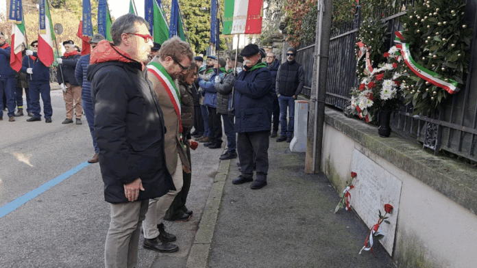 Dino Carta, consigliere regionale Antonio Marco Dalla Pozza e sindaco Giacomo Possamai alla sua commemorazione