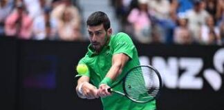 Djokovic sorride: “Grazie Sinner per avermi fatto vincere un match. Alcaraz? Spero di avere ancora benzina…”